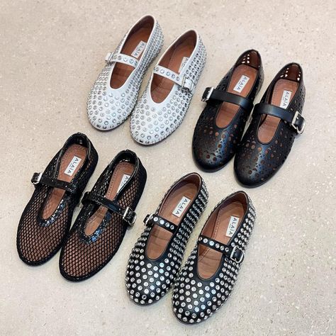 Which one is your FAVORITE? #alaia #alaiaballerina | Instagram Alaia Ballet Flats, Alaia Shoes Outfit, Alaia Shoes, Ballet Flats Outfit, Trending Flats, Shoes Heels Classy, Flats Outfit, Future Style, Heels Classy