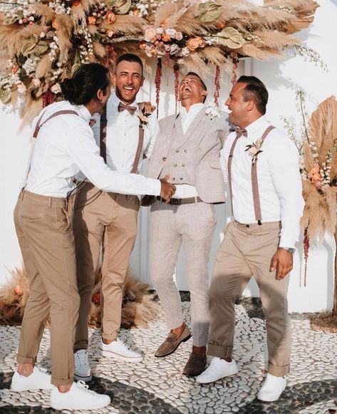 Boho Mens Wedding Suit, Beige Wedding Theme Groomsmen, Boho Beach Wedding Mens Attire, Groomsmen Outfit Ideas Rustic, Rustic Wedding Outfit For Men, Boho Tuxedo Wedding, Backyard Groom Attire, Groomsmen Attire Tan Champagne, Tan Tux Wedding Color Combos