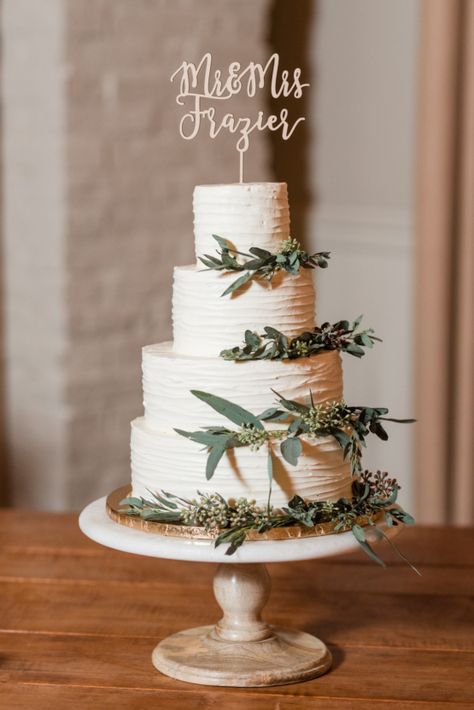 Romantic Winter Wedding by Audrey Rose Photography 68 Wedding Cake Romantic, Wedding Cakes Rustic, 4 Tier Wedding Cake, Romantic Winter Wedding, Wedding Cake Fresh Flowers, Wedding Cake Ombre, Audrey Rose, Winter Wedding Cake, Romantic Wedding Cake