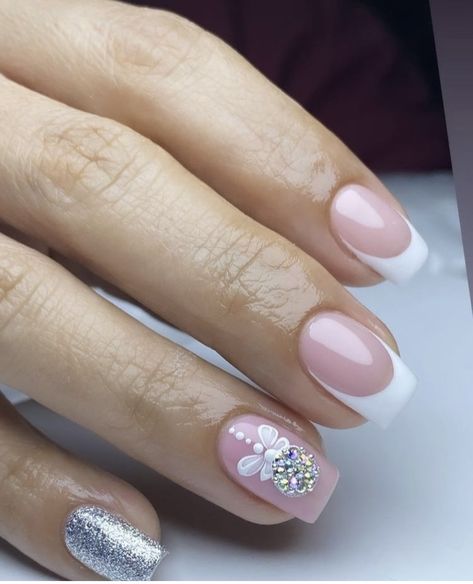 Nails Navidad, Nail Art Noel, Subtle Nails, Christmas Gel Nails, Work Nails, Her Nails, French Acrylic Nails, Uñas Acrilicas, Rainbow Nails