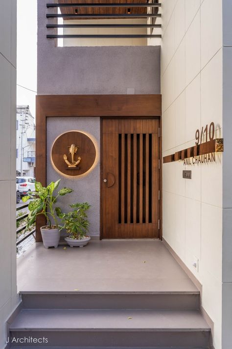 Entry Steps Design, Main Door Elevation Designs, Office Entrance Design Exterior, Main Door Elevation, Front Door Design Modern Entrance, Crystal Entrance, Exterior Gate Design, Door Elevation, Entrance Lobby Design