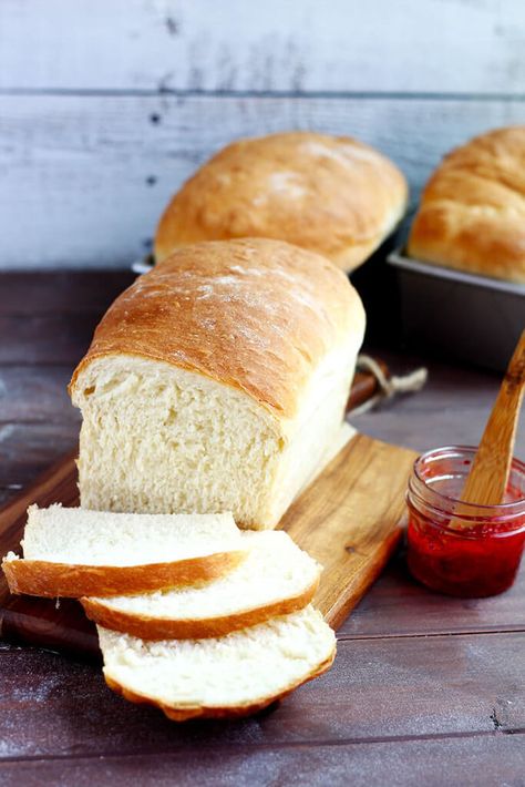 Farmhouse White Sandwich Bread - A delicious soft white bread that's perfect for sandwiches, toast and grilled cheese. An all purpose bread that you'll make over and over again.