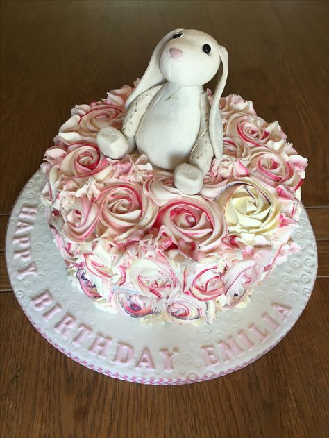 Jelly cat bunny buttercream cake Jelly Cat Bunny, Jelly Cat, Instagram Cake, Buttercream Cake, Butter Cream, Cupcake Cakes, Jelly, Cake