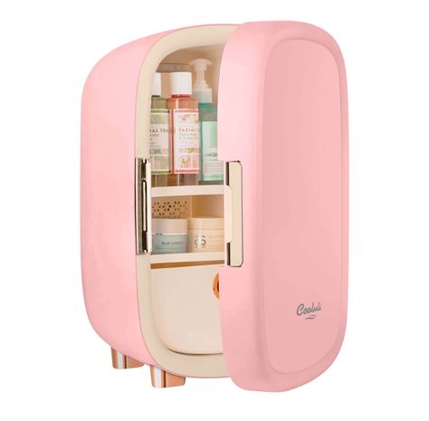 The Cooluli Beauty 12L Mini Fridge is a must-have for beauty and skincare products. It efficiently cools serums, creams, sheet masks, and more to a soothing and steady 50°F, preserving and protecting in a compact and elegant design. Skin Care Fridge With Drawer, Best Beauty Fridge, Skincare Fridge Products, Frigidaire Mini Fridge Baby Pink, Preppy Makeup Fridge, Cheap Skincare Mini Fridges, Large Skincare Fridge, Pink Beauty Fridge, Skincare Mini Fridge Aesthetic