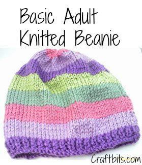 This is a colorful pattern for a basic adults knitted beanie. Very easy to do and the beanie is finished in a couple of hours. Basic and easy! Beanie Knitting Patterns Free, Knit Beanie Pattern, Knitting For Charity, Hat Patterns Free, Knitting Patterns Free Hats, Knitted Beanie, Easy Knitting Patterns, Beanie Pattern, Hat Knitting Patterns