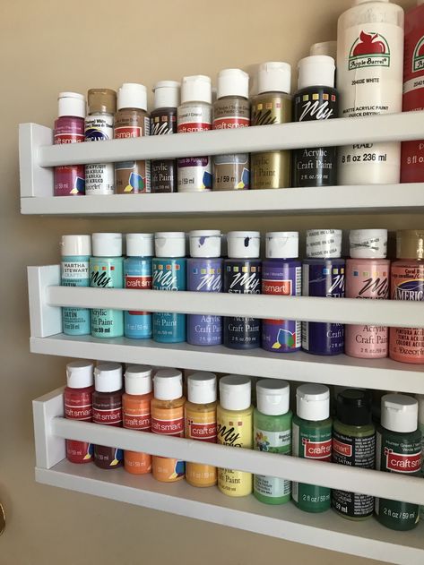 DIY Acrylic Paint Organizer – Just An Ordinary Adventure Acrylic Paint Organizer, Paint Storage Ideas, Paint Storage Diy, Paint Organizer, Acrylic Paint Storage, Diy Study Table, Craft Paint Storage, Craft Room Organization Diy, Studio Storage