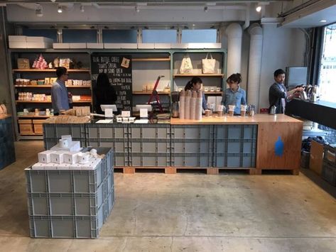 Pop Up Cafe, Blue Bottle Coffee, Modern Cafe, 카페 인테리어 디자인, Roppongi, Target Home Decor, Mediterranean Decor, Home Decor Quotes, Coffee Shop Design