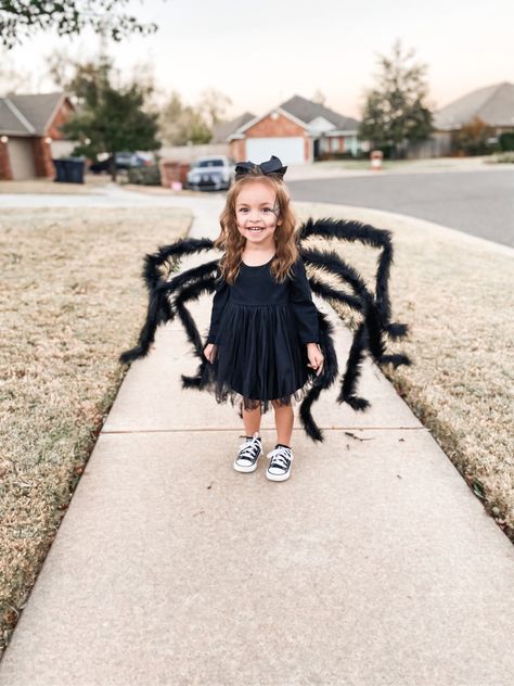 Toddler Spider Costume Diy, Toddler Scary Costume, Spider Princess Costume, Spooky Toddler Halloween Costume, Halloween Costumes 5 Year Girl, Kid Halloween Costumes Girl, Halloween Costumes For 2 Year Girl, Diy Toddler Costumes Girl, Diy Toddler Halloween Costumes Girl