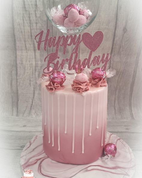 Pink ombre cake 
Drip cake Girly Birthday Cake, Girly Birthday Cakes, Let Me Introduce Myself, Girly Birthday, Ombre Cake, Decorating Cakes, Introduce Myself, Cake Decor, Sweet Memories