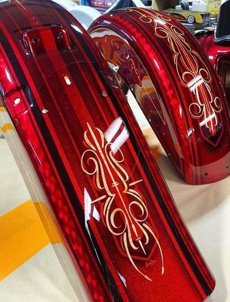 Custom Paint Jobs Motorcycles, Red Lowrider, Harley Softail Deluxe, Big Dog Motorcycle, Gas Tank Paint, Motorcycle Art Painting, Custom Motorcycle Paint Jobs, Car Paint Colors, Motorcycle Paint