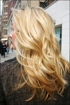 Gorgeous hair Long Blonde Hair Cuts, Beige Blond, Blond Ombre, Golden Blonde Highlights, Balayage Blonde, Long Blonde, Golden Blonde, Long Blonde Hair, Strawberry Blonde