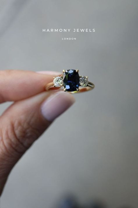 Royal Blue Sapphire Ring, Royal Engagement Rings, Blue Sapphire Engagement Ring, Bespoke Engagement Ring, Blue Sapphire Ring, Royal Engagement, Sapphire Engagement Ring Blue, Sapphire Engagement Ring, Blue Sapphire Rings