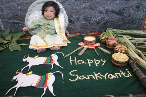 Sankranti Baby Photoshoot Ideas, Pongal Photoshoot, Photoshoot Ideas For Baby, Baby Neck Float, Pongal Celebration, Frock Models, Happy Pongal, Newborn Baby Photoshoot, Baby Shoot