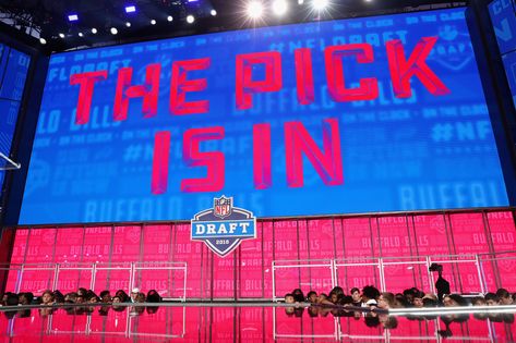 2022 NFL Draft: Best fit with the first pick for the Buffalo Bills Wallpaper Collages, Football Draft, Michigan Sports, Nfl Sports, The Buffalo, Nfl Draft, Detroit Michigan, Sports Business, Locker Room