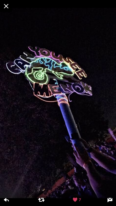 Chameleon Hidding! This totem was made by Lyndzee for bonnaroo 2017! "Can you see me now" since chameleons are always camouflaged! I'll probably bring this to more festivals! #totempole #ragestick #totem #festival #EDM #bassmusic #bonnaroo #moonrise #allfestivals Totems Festival, Festival Totems Ideas, Totem Rave Ideas, Festival Totem Pole, Rave Totem Pole, Festival Totem Ideas, Totem Festival, Rave Totem Ideas, Rave Totem