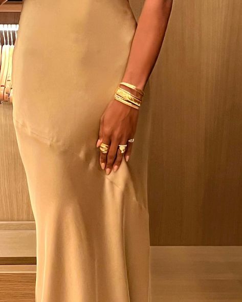 Jasmin Tookes, Jasmine Tookes, Serena Van Der Woodsen, Gold Girl, Future Lifestyle, Gold Bracelets, Golden Girl, Dream Jewelry, Up Girl