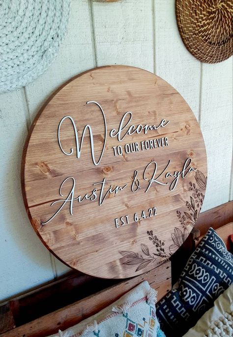 Round Wood Wedding Sign, Round Wooden Wedding Signs, Round Wedding Sign, Glowforge Wedding Projects, Wedding Guest Signing Board, Open Seating Wedding, Couple Signs, Wood Etching, Wood Lettering