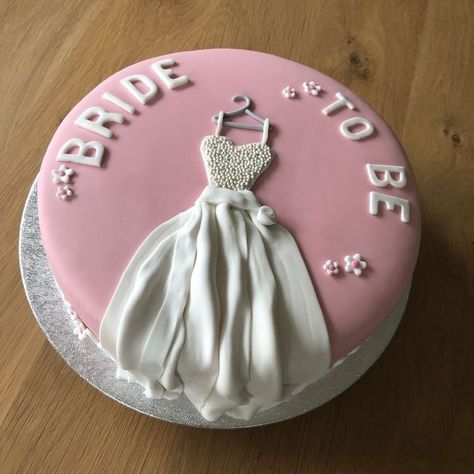 Bride Cake Design, Shower Party Cake Bride, Cake Designs For Bachelorette Party, Bachelor Cake Bride, Brides To Be Party Ideas, Spinster Cake, Bachelor Cake Ideas, Bachelor Party Cakes For Bride, Hen Party Cake Ideas