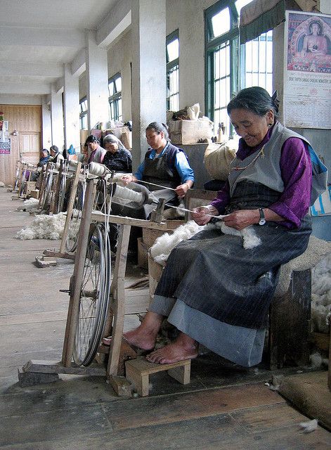 Spinning Wheels. Spinning Wool, Spinning Wheels, Drop Spindle, Spin Art, Spinning Yarn, Spinning Fiber, Darjeeling, Working People, Bike Art