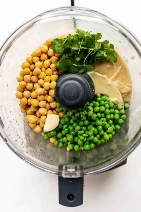 Green Pea Hummus Green Pea Hummus, Green Hummus Recipe, Pea Hummus Recipe, Pea Falafel, Green Hummus, Moosewood Restaurant, Green Peas Recipes, Pea Hummus, Healthy Dip