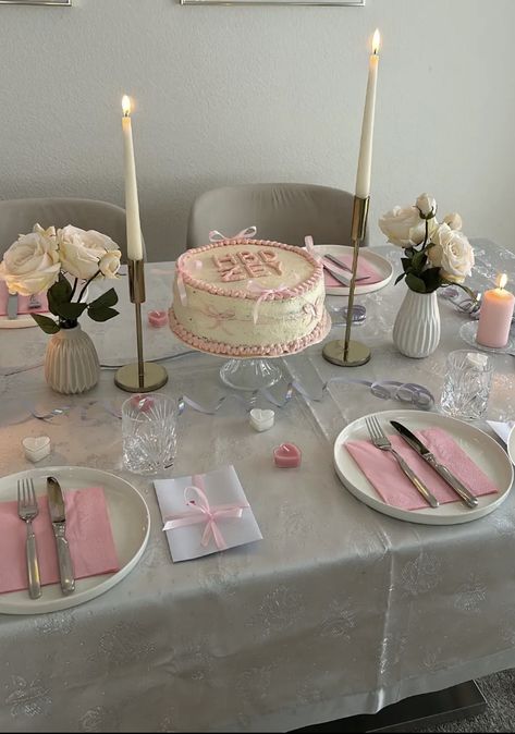 Pink And Golden Birthday Theme, Aesthetic Dinner Ideas, Coquette Birthday, 17. Geburtstag, Birthday 19, Aesthetic Dinner, Birthday Aesthetic, Bows Pink, Birthday Goals