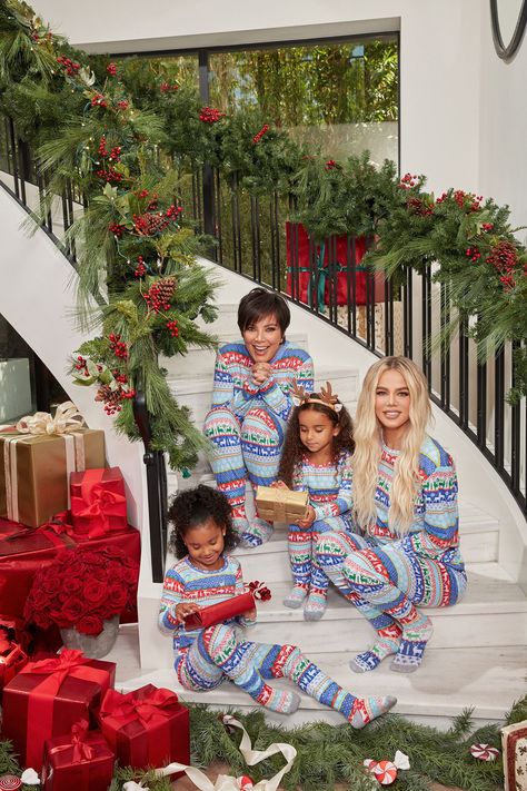 Khlo Money, Kardashian Christmas, Peyton Clark, True Thompson, Dream Kardashian, Kardashian Jenner Family, Festive Activities, Kardashians Jenner, Kardashian Kids