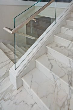 Stairs Tiles Design, درج السلم, Hamptons Beach House, Staircase Interior Design, Hamptons Beach, Marble Flooring Design, Staircase Design Modern, Pelan Rumah, Marble Staircase