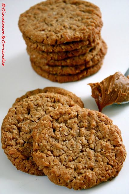 Biscoff Oatmeal Cookies Biscoff Cookie Recipes, Biscoff Oatmeal, Biscoff Recipes, Biscoff Cookies, Lost 100 Pounds, Biscuit Cookies, Biscuit Recipe, Oatmeal Cookies, Cookie Desserts