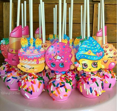 Shopkins cakepops Shopkins Bday, Shopkins Cake, Shopkins Birthday Party, Shopkins Party, Shopkins Birthday, 9th Birthday Parties, Bday Girl, Rainbow Sprinkles, 6th Birthday Parties