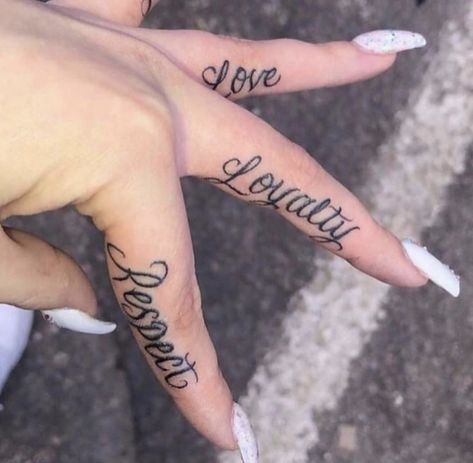 Side Hand Tattoos For Women Words, Respect Tattoo, Brust Tattoo Frau, Small Dope Tattoos, Loyalty Tattoo, Hand Ideas, Small Finger Tattoos, Finger Tattoo For Women, Hand Tattoos For Girls