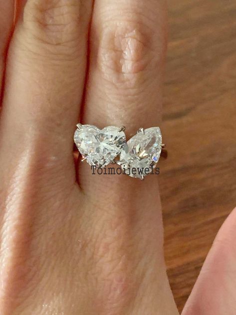 Wedding Rings With Color, Heart Stone Ring, Heart Shape Engagement Ring, Two Diamond Ring, Heart Rings Engagement, 2 Stone Engagement Ring, Shapes Of Diamonds, Heart Shape Diamond Ring, Heart Shaped Engagement Ring