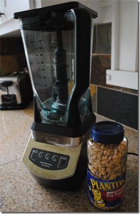 Make your own peanut butter in a blender. Diy Almond Milk, Juice Recipes For Kids, Ninja Blender Recipes, Ninja Food Processor, Peanut Butter Jelly Time, Ninja Kitchen, Green Smoothie Cleanse, Green Detox Smoothie, Ninja Blender