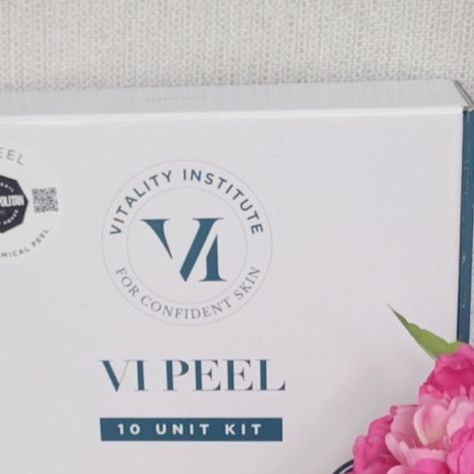 Collagene Aesthetics on Instagram: "I’m dishing out the secret to flawless skin today... VI Peel your new BFF in pigment lift, acne relief and wrinkle warfare. Don’t forget to save this post for a special vi peel discount (valid now-end of November). 💪🏻 . . . . #vipeel #viderm #vipeelbody #forconfidentskin #chemicalpeelresults #chemicalpeeljourney #thebrownskinagenda #skincare #glowing #dewy #glowingskin #skinconfidence #facialpeels #medicalgradepeels #medicalgrade #skincaretips #skincareprodu Chemical Peel Results, Vi Peel, Aesthetic Facial, Facial Aesthetic, Aesthetic Medical, California Aesthetic, Tone Skin, Medical Aesthetics, Facial Peel