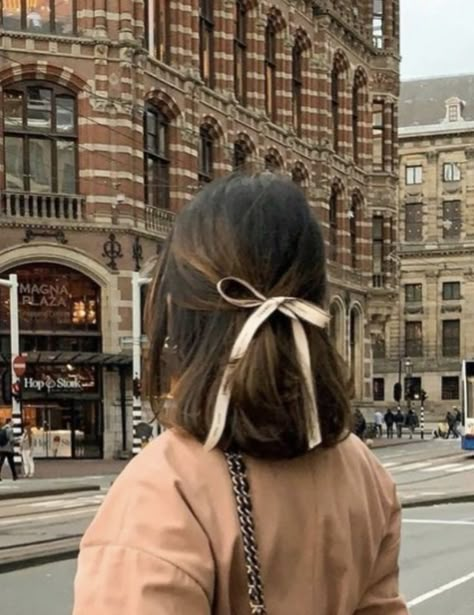 Short Hair, A Woman, Hairstyles, Building, Hair