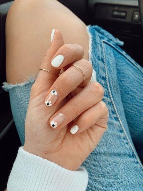 40+ Nail Designs For Short Nails Subtle Nail Art, Subtle Nails, Minimal Nails, Minimalist Nails, Dream Nails, Pretty Acrylic Nails, Short Acrylic Nails, Cute Acrylic Nails, Perfect Nails