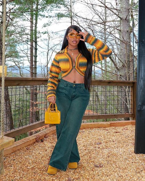 In the mountains and still on top 💛 @FashionNova 🔍: Most Delightful Baggy Jeans - Olive | Instagram Asos Clothes, Classy Baddie Outfits, Classy Baddie, Olive Fashion, Outfits To Try, Miami Outfits, Cute Birthday Outfits, Fashion Nova Outfits, Womens Fashion Jeans