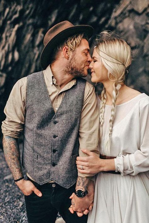 18 Stylish Groom Attire For Bohemian Wedding | Page 3 of 7 | Wedding Forward Men’s Attire For Wedding, Groom Boho Wedding Attire, Cool Groom Outfit, Boho Groomsmen Attire, Boho Groom Attire, Bohemian Wedding Groom, Boho Wedding Attire, Hipster Groom, Outdoor Wedding Attire