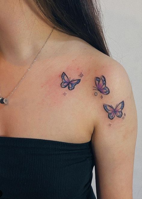 Butterfly tattoo design: Chic spring tattoo pattern for women Angles Tattoos, Butterfly And Flower Tattoo, Spring Tattoo, Hand Butterfly, Big Tattoos, Purple Butterfly Tattoo, Butterfly Name Tattoo, Tattoos Butterfly, Unique Butterfly Tattoos