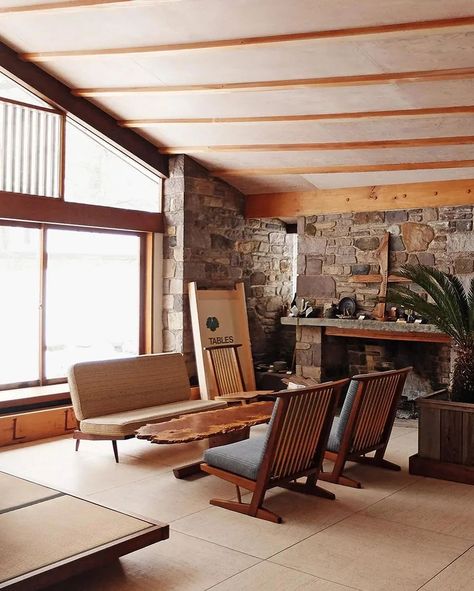 ⁣ #architecturesight ⁣ Interior of George Nakashima’s former home & studio in New Hope, Pennsylvania, 1967⁣. ⁣ Photos by Adam Štěch via Inside Utopia⁣ via @merit_la⁣ ⁣ If you enjoyed this content, make sure you follow @architecturesight for the best references in architecture and interior design and art•⁣ ⁣⁣ Join our community at:⁣⁣⁣ @rendersight⁣⁣⁣ @architecturesightproduct⁣⁣⁣ @architecturesightguide Nakashima Furniture, New Hope Pennsylvania, George Nakashima, Historical Design, Mid Century Modern Living Room, Exposed Wood, Wood Beams, Woodworking Ideas, Modern Vibe