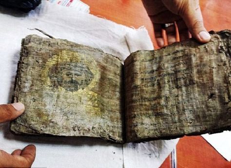 A 1,000-Year-Old Bible Found in Turkey Has Images of Jesus and Other Biblical Figures - The Vintage News Bible Evidence, Oldest Bible, Gospel Of Mark, Bible History, Archaeological Finds, Bible Facts, Jesus Images, Ancient Mysteries, We Are The World