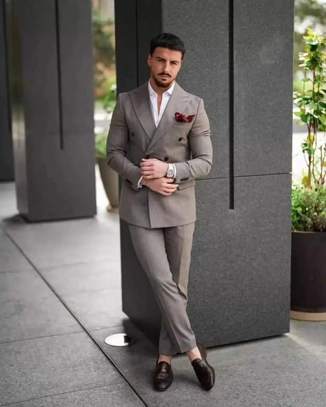 Designer Suits For Men Classy, Blazer Outfits Men Classy, Formal Boys Outfit, Mens Formal Outfits, Indian Wedding Suits Men, Suit For Men Wedding, Formal Suits Men, Cocktail Attire Men, Black Men Fashion Urban