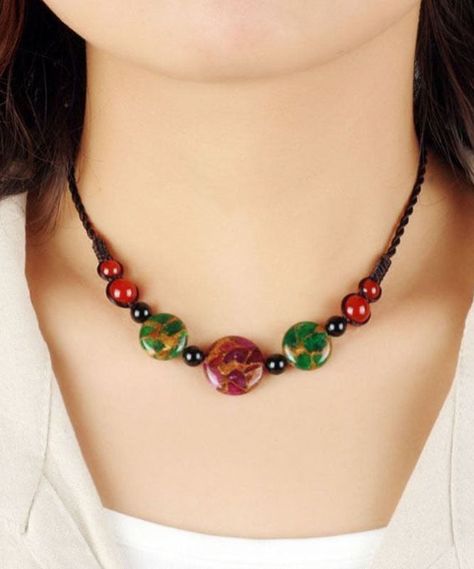 Daily Hairstyles, Colored Stone, Jewellery Ideas, Paper Jewelry, Green Agate, Red Agate, Fashion Board, Golden Color, Colorful Fashion