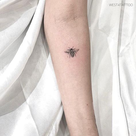 Bee Tattoo Forearm, Bee Tattoo Meaning, Small Bee Tattoo, Bee Tattoos, Honey Bee Tattoo, Finger Tattoo For Women, Tattoo Themes, Inner Forearm, Bee Tattoo