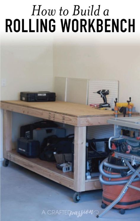 Officine In Garage, Rolling Workbench, Casa Garage, Building A Workbench, Garage Atelier, Diy Rangement, Rustic Farmhouse Table, Garage Organize, Diy Workbench