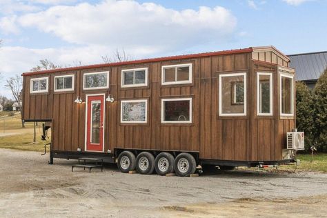 Honeylion: 36' Modern Tiny Living Gooseneck Home Smart Siding Exterior, Tiny House Laundry, Tiny House Kitchen Appliances, Gooseneck Tiny House, Bathroom Tub Shower, Tiny House Talk, Tiny House Storage, House Staircase, Tiny House Trailer