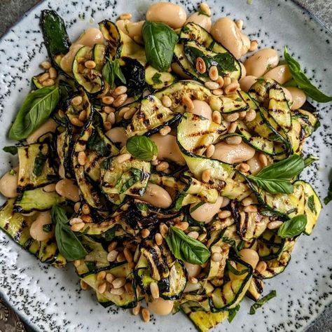 Chargrilled Vegetables, Butterbean Salad, Butter Beans Recipe, Basil Salad, Salad With Lemon, Basil Recipes, Budget Recipes, Lemon Basil, Butter Beans