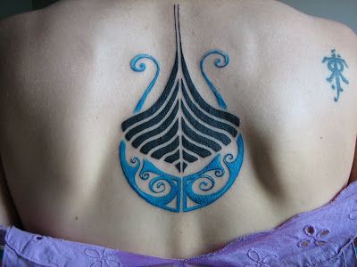 Nordic tattoo idea. Looks like something the avatar- watertribe would have ^^ Icelandic Tattoo, Norwegian Tattoo, Norway Tattoo, Viking Ship Tattoo, Thor Hammer Tattoo, Runes Tattoo, Valhalla Tattoo, Traditional Viking Tattoos, Scandinavian Tattoo