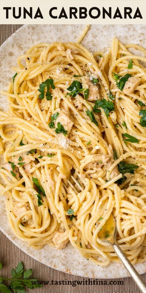 Tuna Spagetti Recipe, Tuna Linguine Recipe, Tuna Alfredo Pasta, Tuna Filet Recipes, Tuna Pasta Recipes, Tuna Carbonara, Tuna Spaghetti Recipe, Seafood Carbonara, Traditional Carbonara Recipe