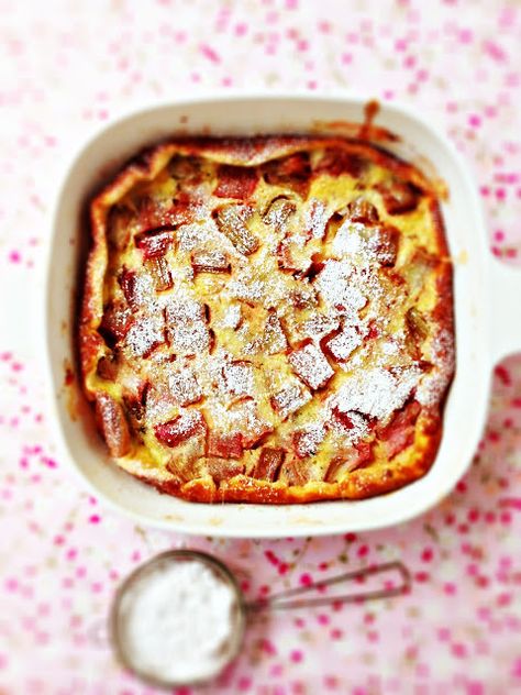 Rhubarb Clafoutis, Clafoutis Recipes, Roasted Rhubarb, Csa Recipes, Rhubarb Recipes, Fruit Breakfast, First Day Of Summer, Delicious Vegetarian, Green Kitchen