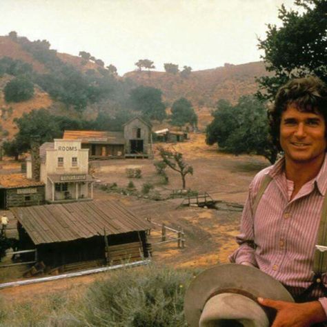 "Walnut Grove" set as it appeared in Little House on the Prairie.  Simi Valley, Ca, above Chatsworth. Ingalls Family, House Series, House Star, Newspaper Clippings, Walnut Grove, Michael Landon, Little House On The Prairie, Laura Ingalls Wilder, La Prairie